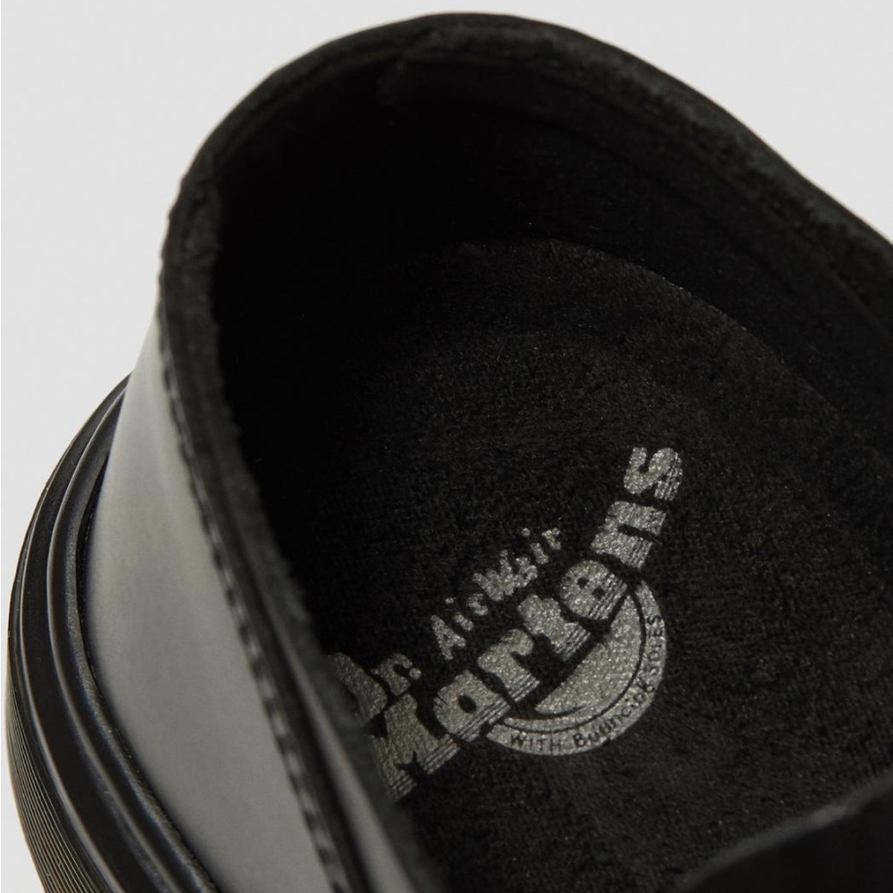 NIB Dr. Martens Black Leather Dante - Picture 10 of 15